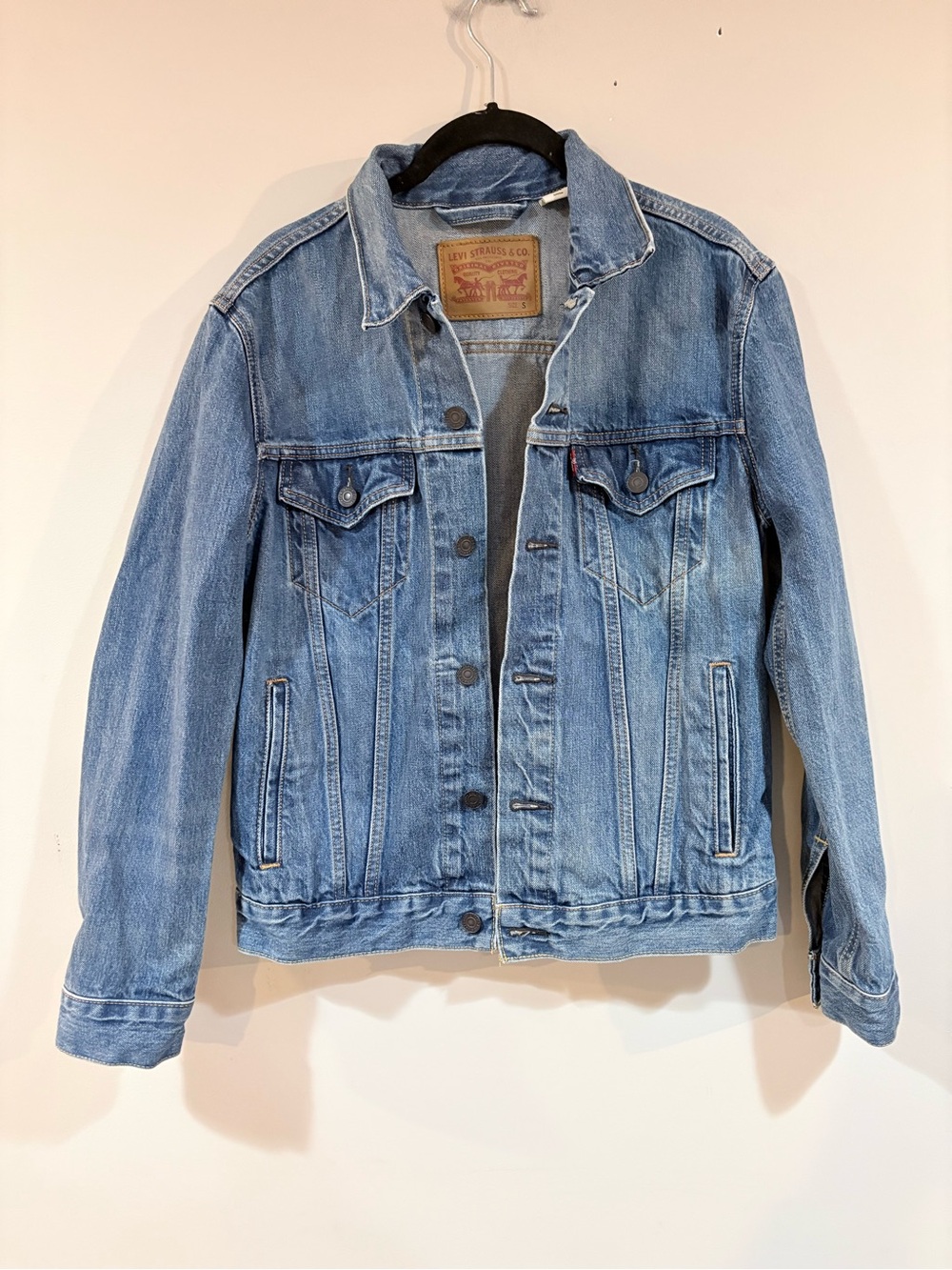 Levi’s Jean jacket size small